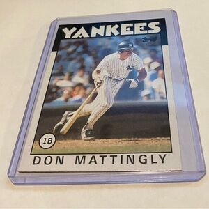 Don Mattingly 1986 Topps Baseball Card #180 New York Yankees Vintage Collectible
